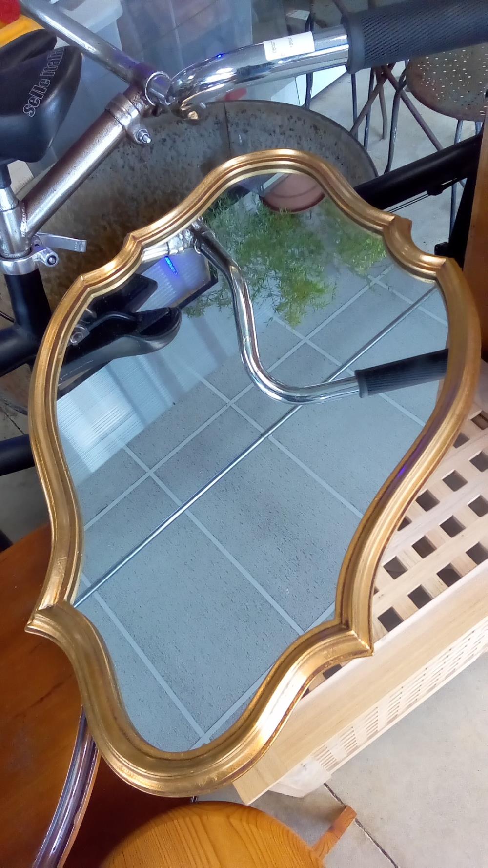 MIROIR DORÉ STYLE LOUIS XV