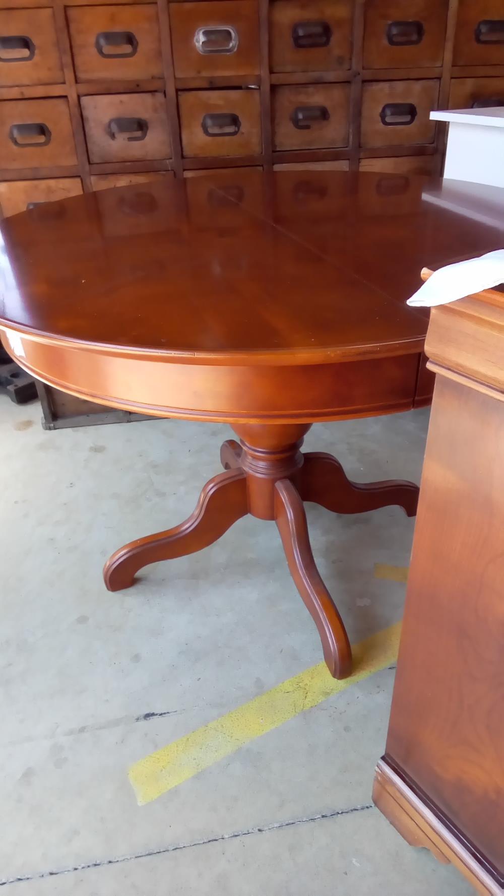 TABLE RONDE MERISIER ALLONGE PAPILLON