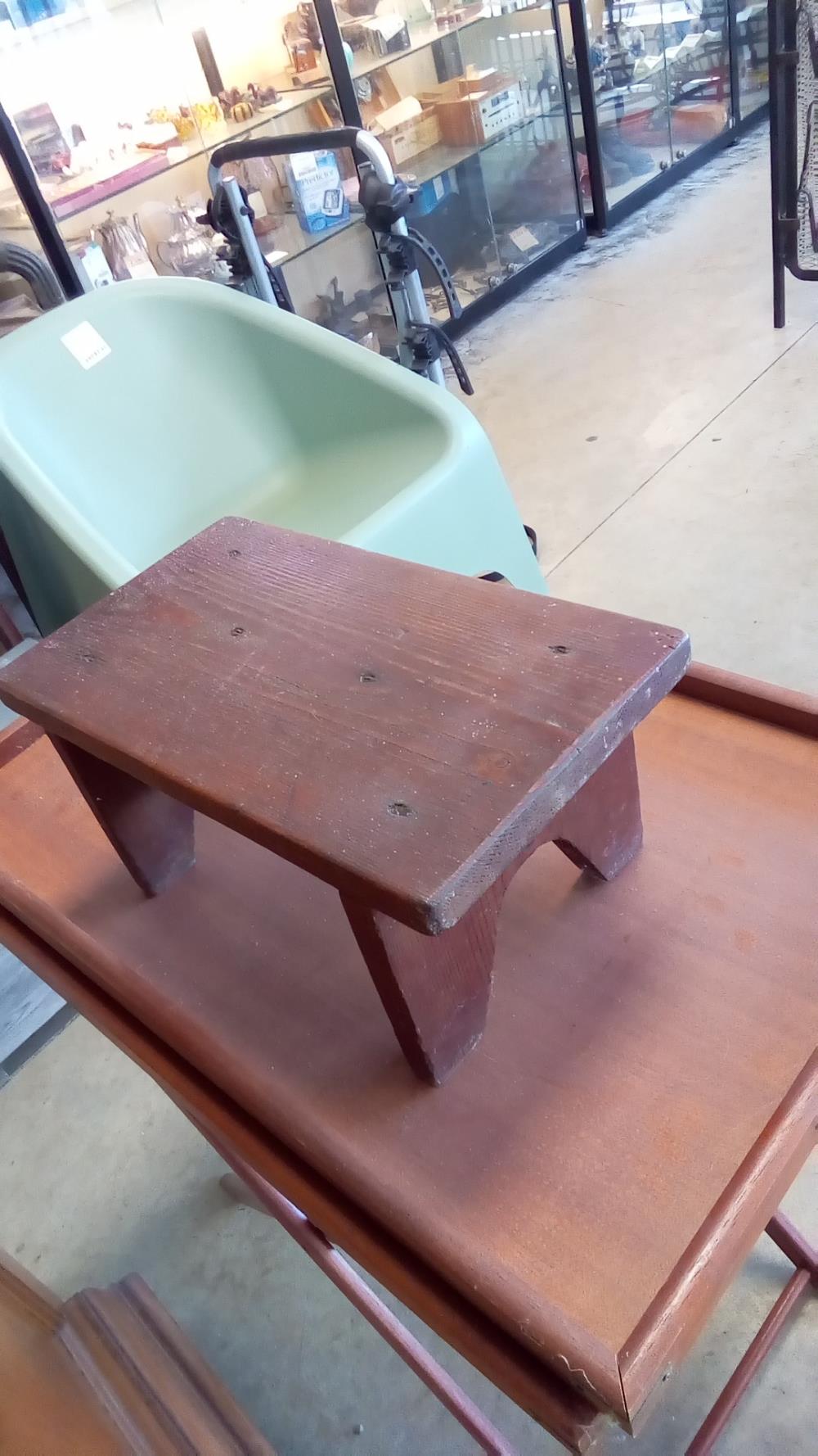 TABOURET BOIS