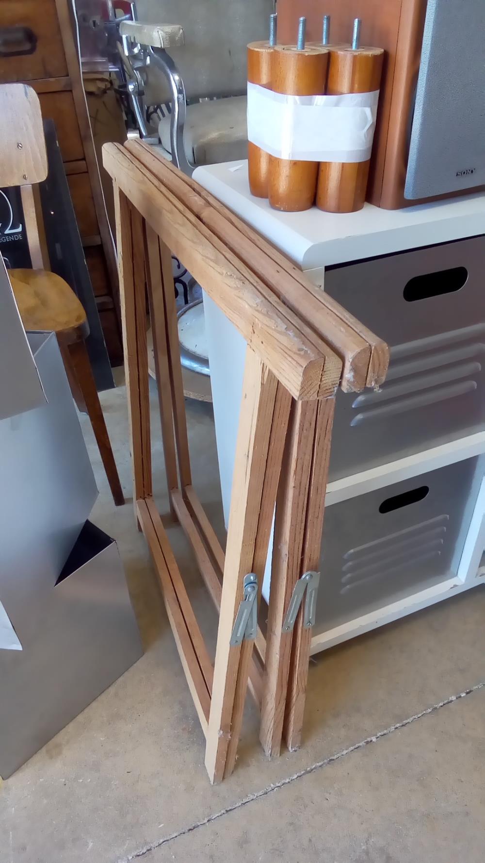 PAIRE DE TRÉTEAUX