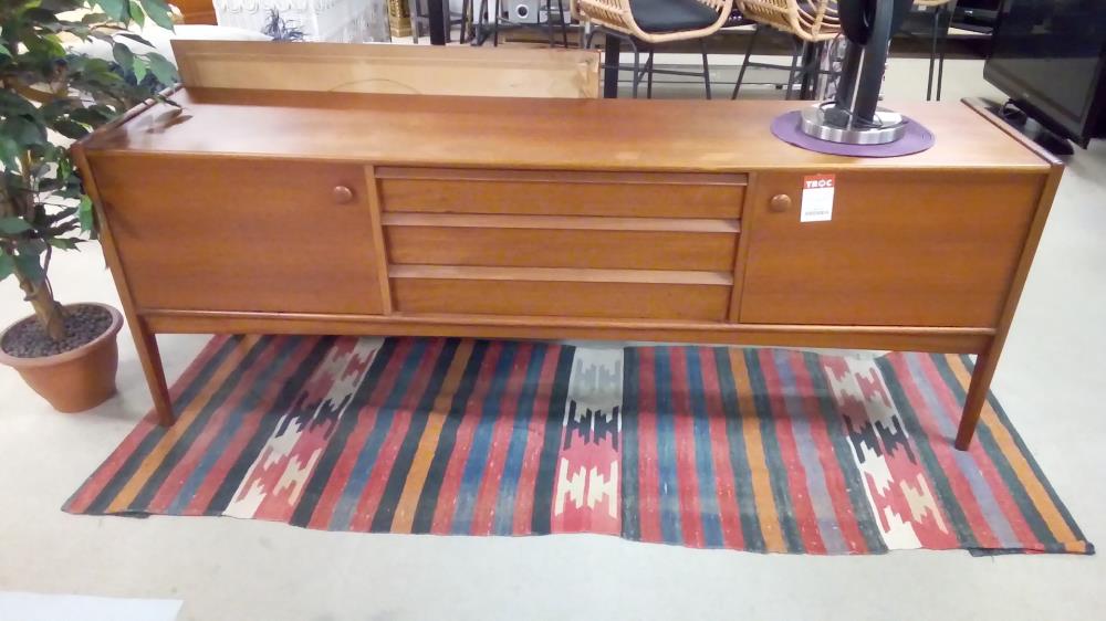 ENFILADE TECK YOUNGER 2P 3T 200X73X46