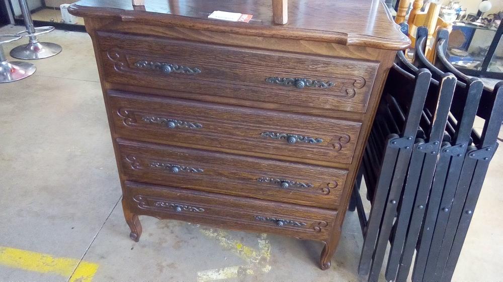 COMMODE À PEINDRE