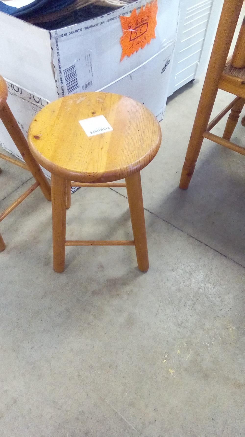 TABOURET PIN