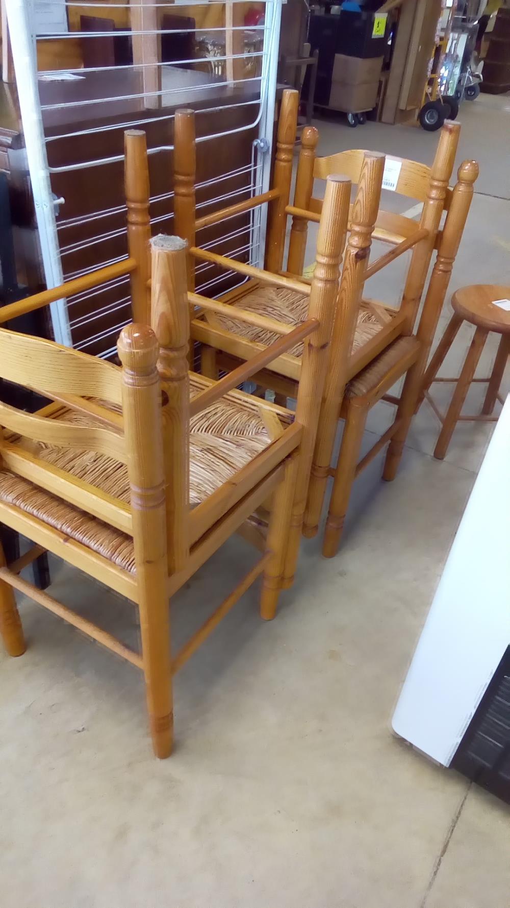 LOT DE 4 CHAISES PIN PAILLÉES