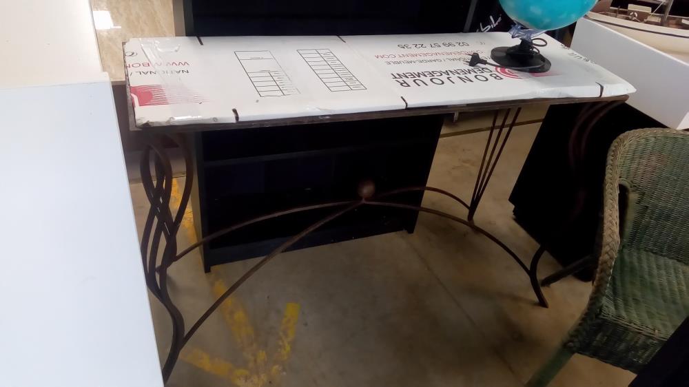 GRANDE CONSOLE FER FORGÉ ET VERRE