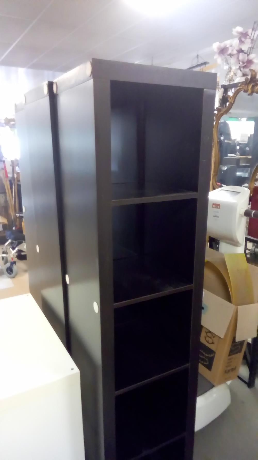 MEUBLE TV BAS/RANGEMENT LIVRES DISQUES