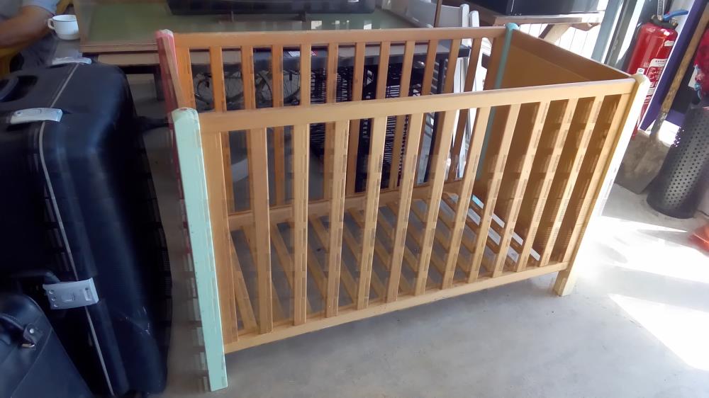 LIT BÉBÉ EN L'ÉTAT