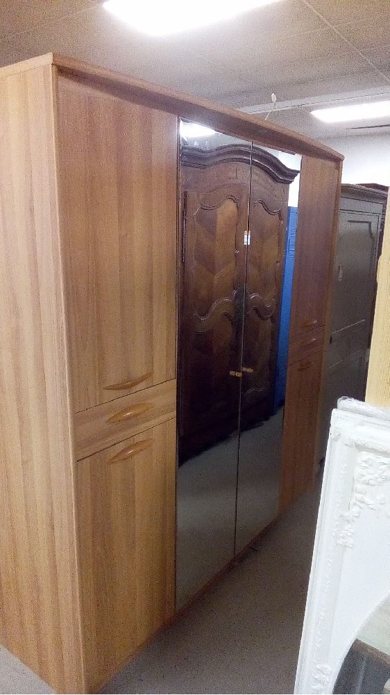 DRESSING MERISIER CLAIR MIROIR ET LUMINAIRE