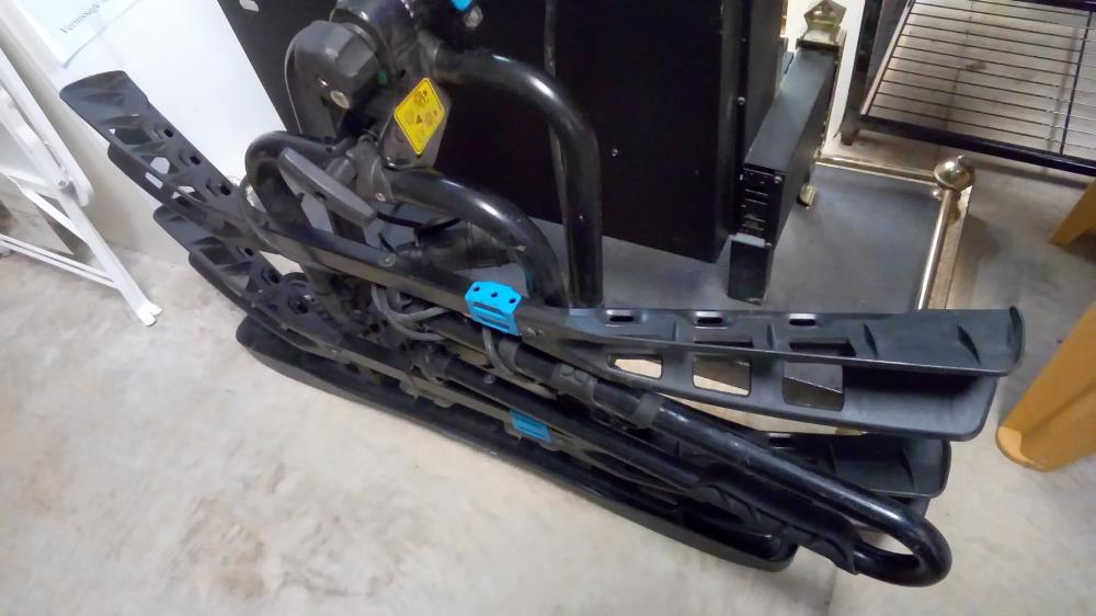 PORTE VÉLO NORAUTO AVEC ANTIVOL/CÂBLAGE/PLAQUE