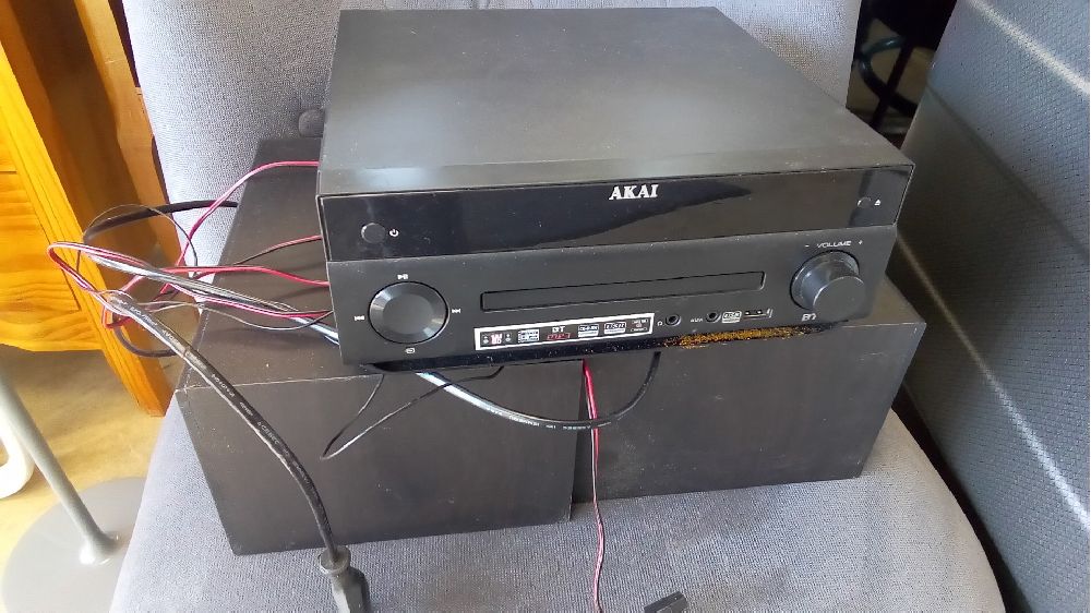 MINI CHAINE HIFI AKAÏ