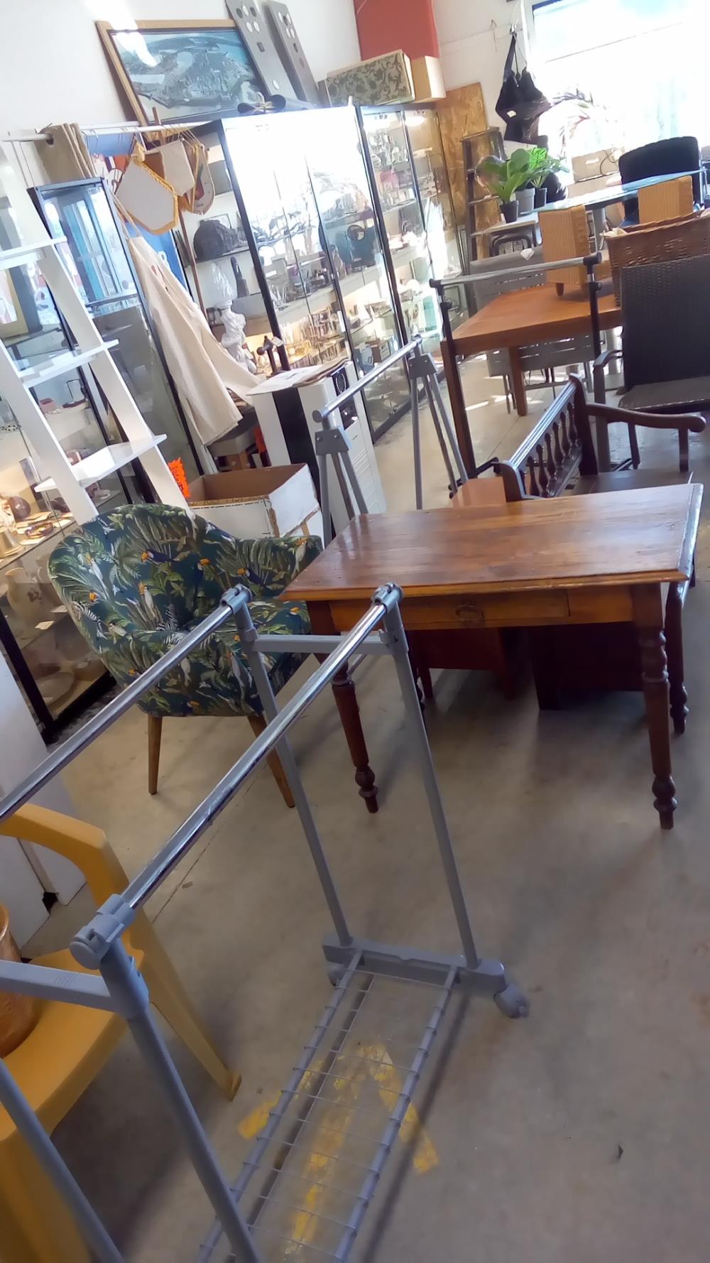 PORTANT À VÊTEMENTS