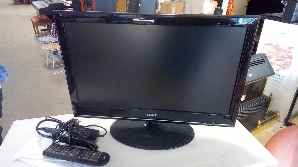 ÉCRAN 22 POUCES LCD