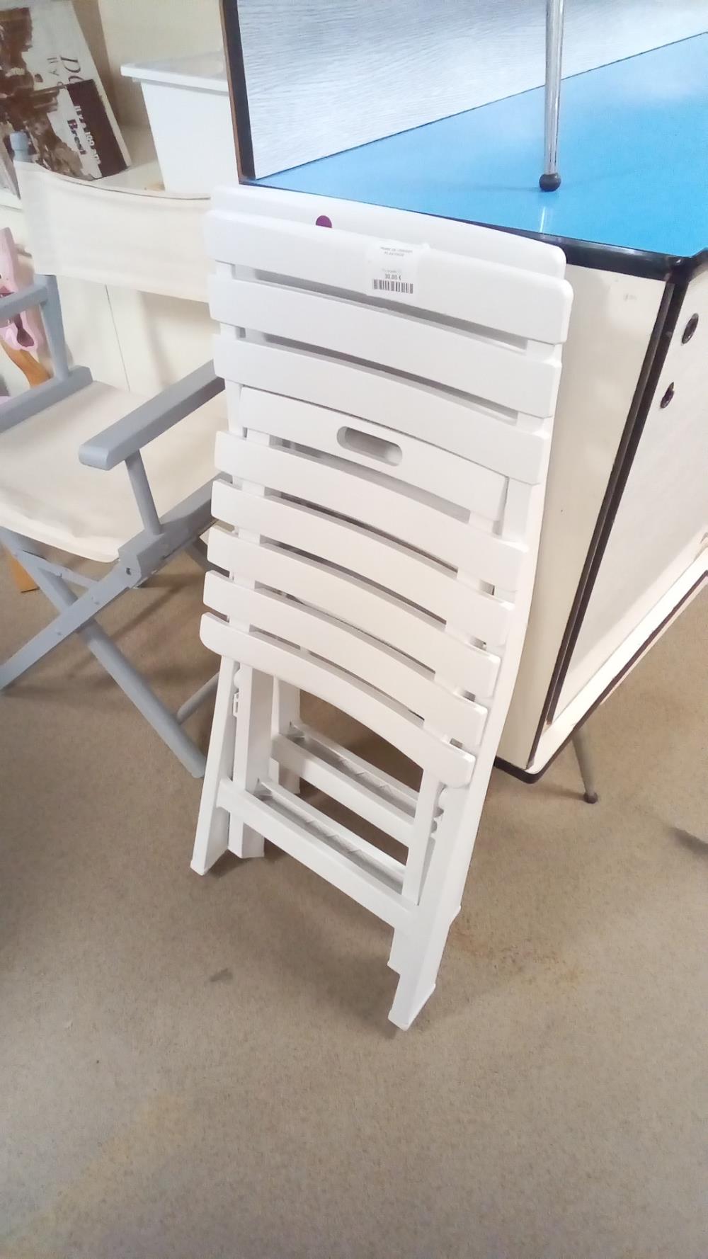 PAIRE DE CHAISES PLASTIQUE 