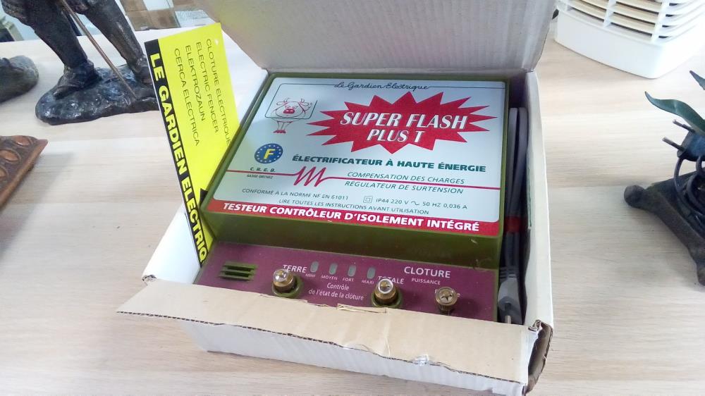 CLÔTURE ÉLECTRIQUE 