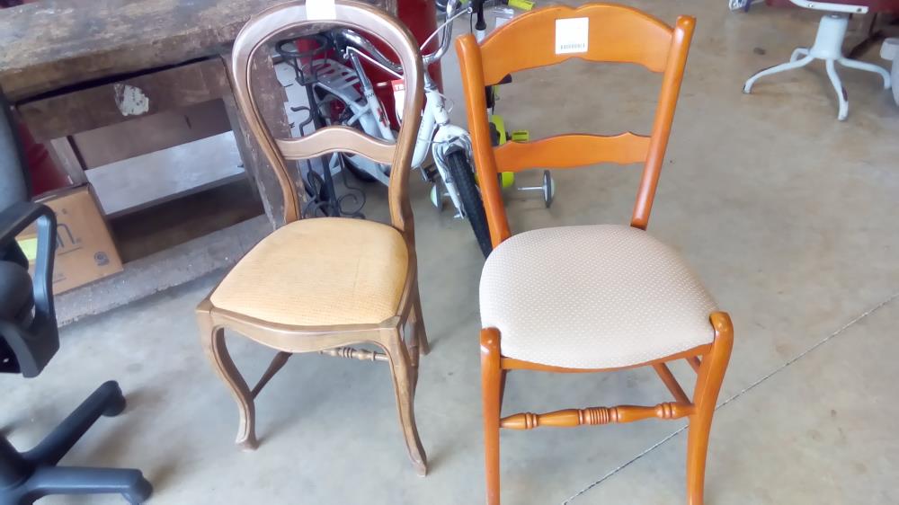 CHAISE DE CHAMBRE TAPISSÉE