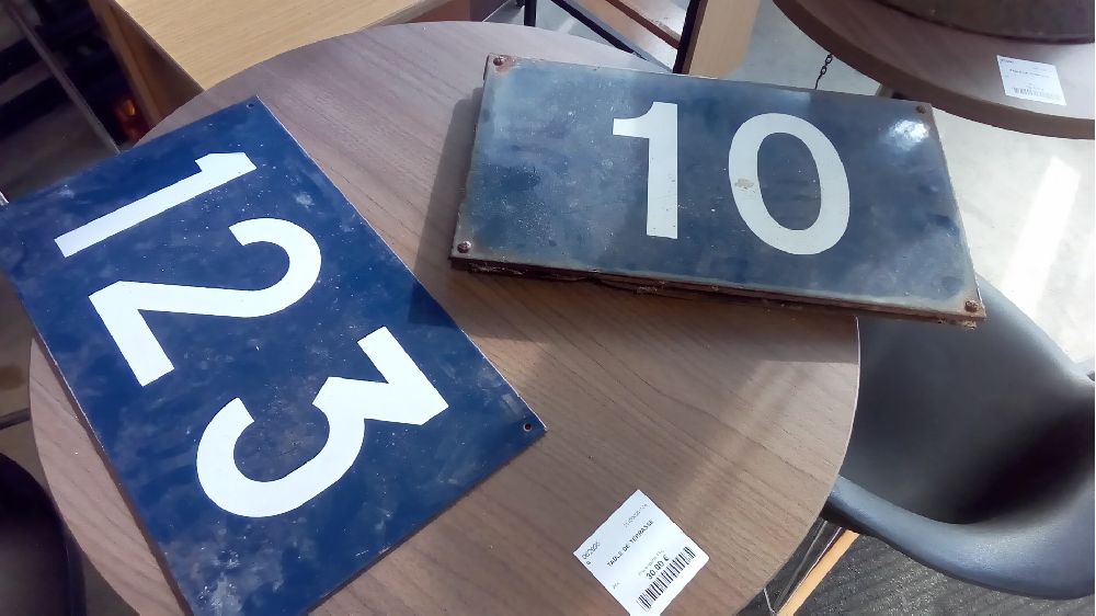 PLAQUE NUMÉRO ÉMAILLÉE