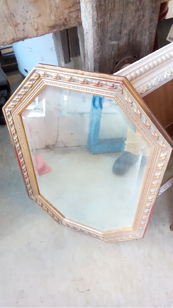 MIROIR DORÉ OCTOGONAL