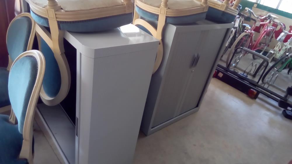 DEMI ARMOIRE DE BUREAU COULISSANT