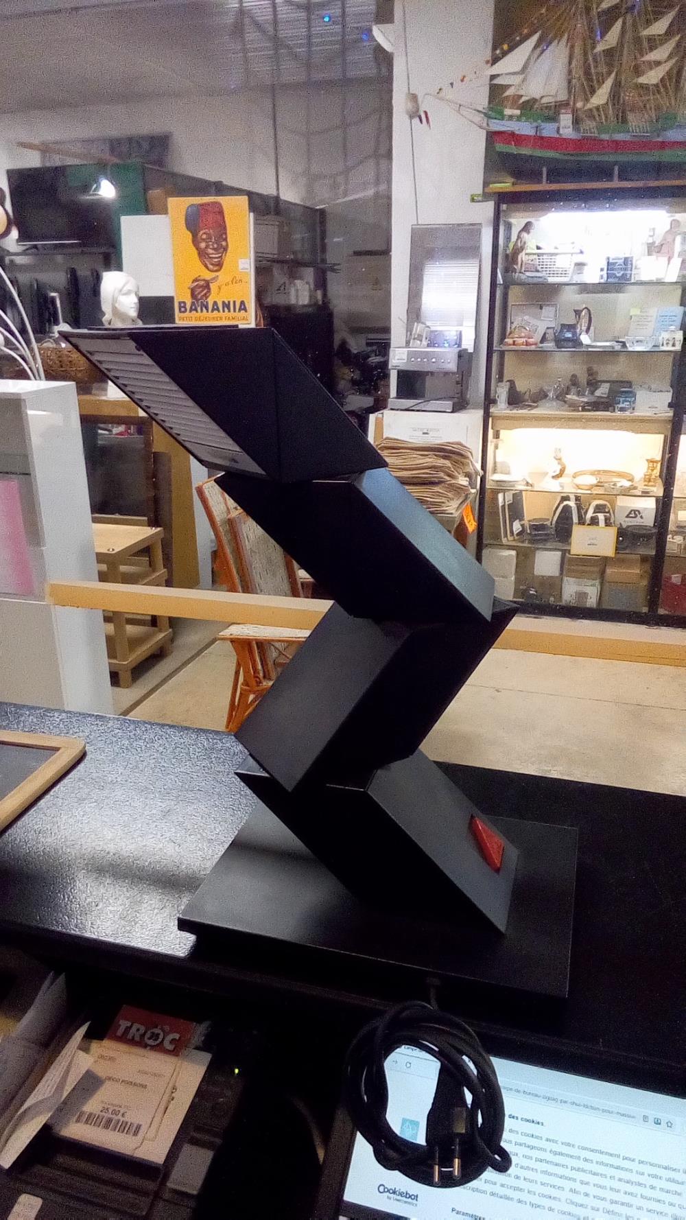 LAMPE ZIGZAG DE SHUI IDSHAN 1984 (ELEC OK)