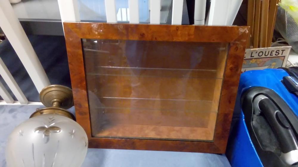 VITRINE BIBELOTS