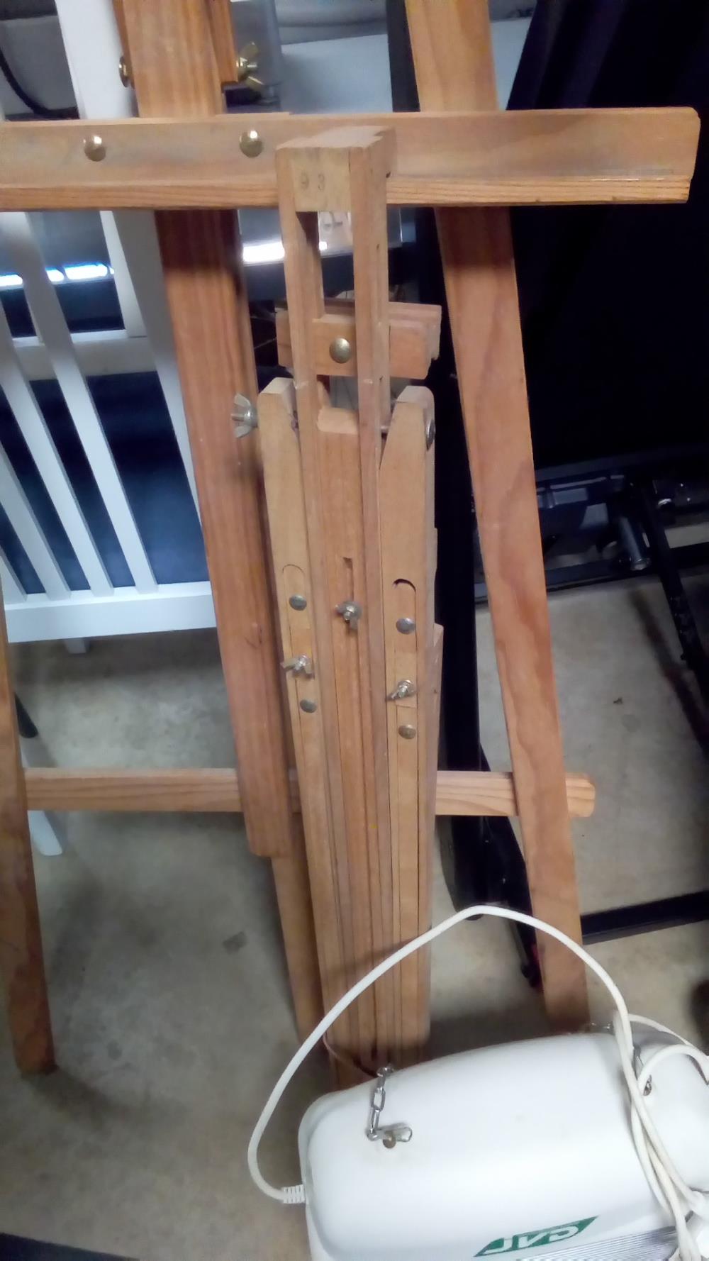 CHEVALET DE CAMPAGNE PLIANT