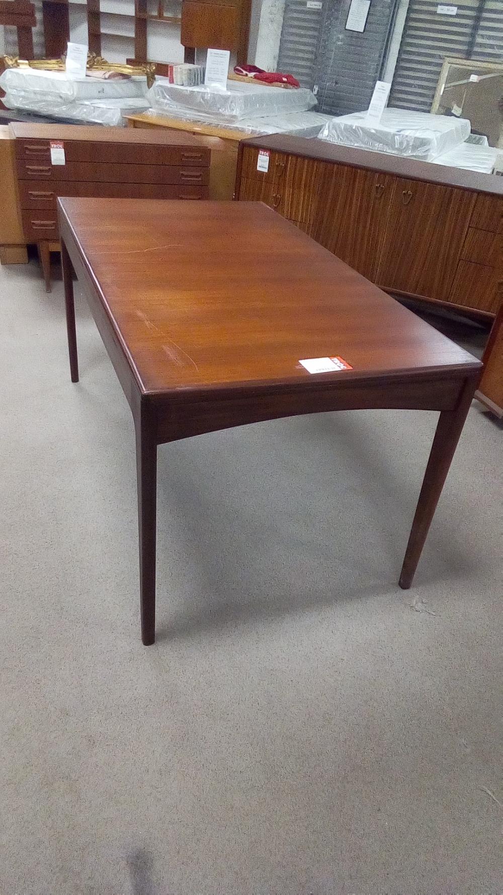 TABLE VINTAGE N5   200/80