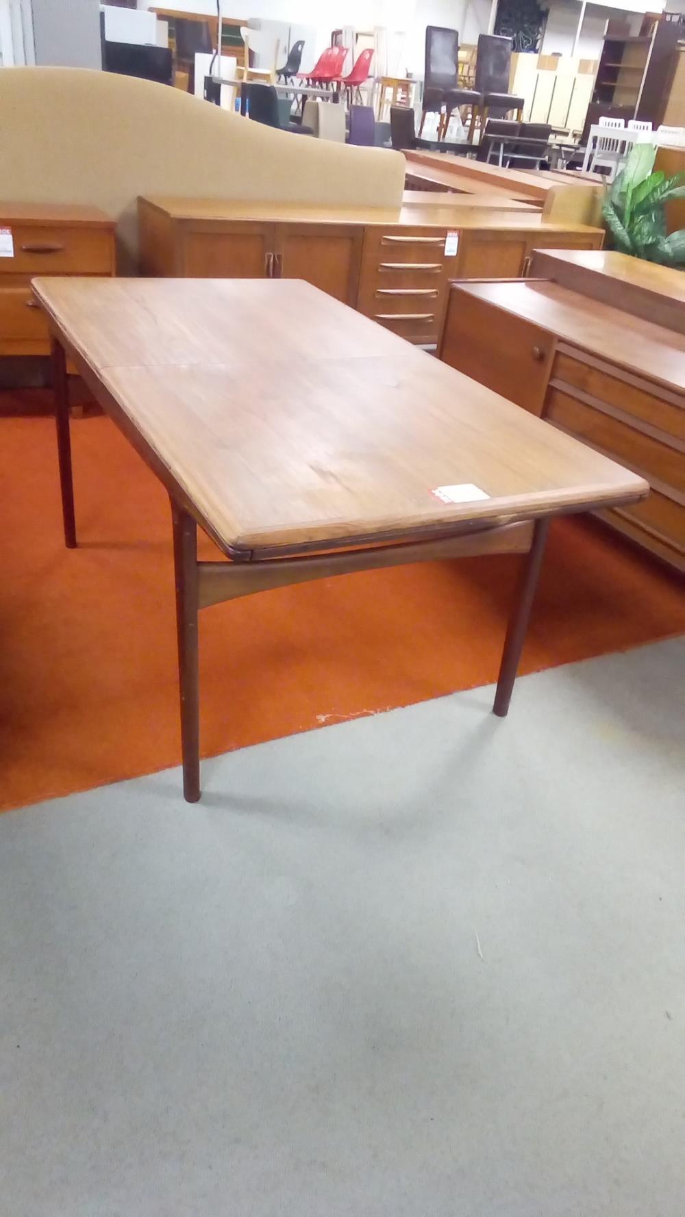 TABLE VINTAGE TECK N8    245/85/73
