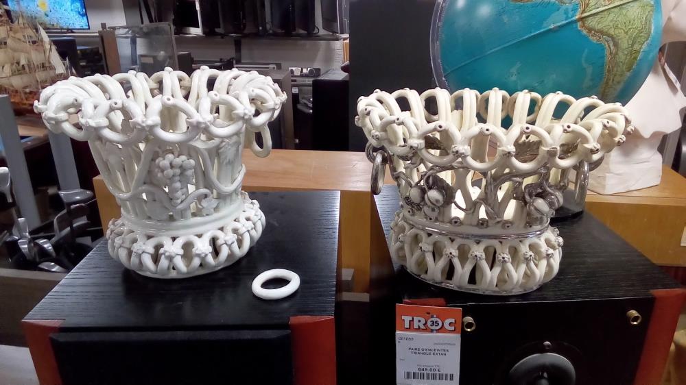 CACHE POT LANGEAIS EN L'ÉTAT