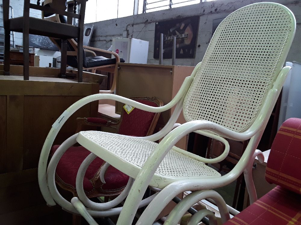 ROCKING CHAIR BLANC CANNE TYPE THONNET