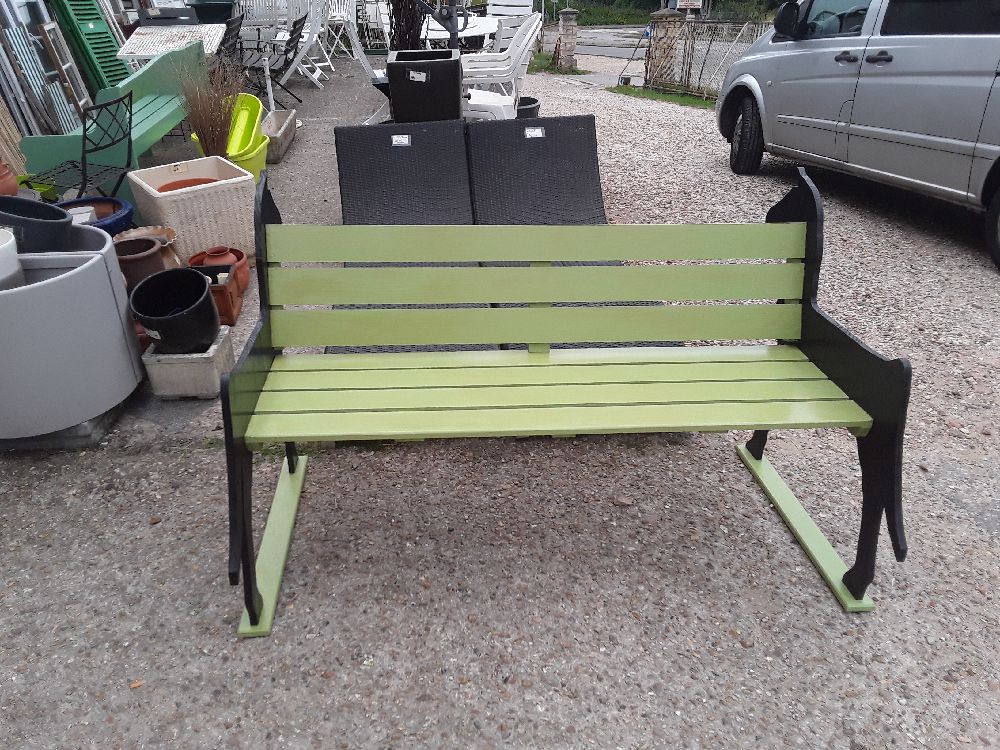 BANC BOIS LAQUE VERT MONTANTS CHEVAUX NOIRS