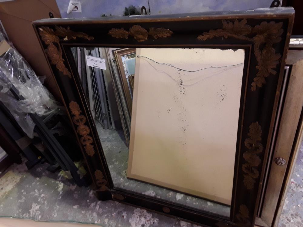 MIROIR ANCIEN 78/97CM NOIR ET DCEOR MOULURES AVEC ACCIDENT