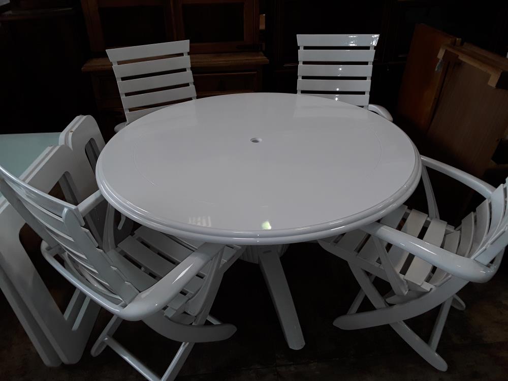 TABLE RONDE 135CM TRICONFORT 135CM + 4 FAUTEUILS REGLABLES BLANC