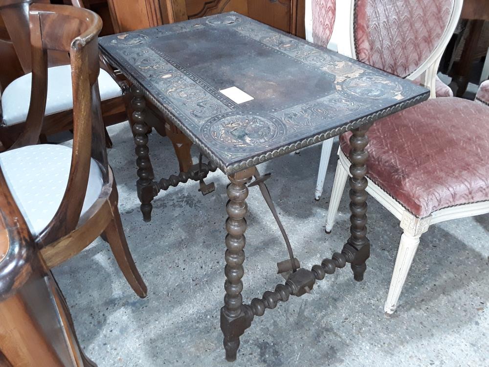 TABLE BASSE ANCIENNE CHENE PIED ANNELES ENTRETOISE METAL PLATEAU HABILLE CUIR ABIME