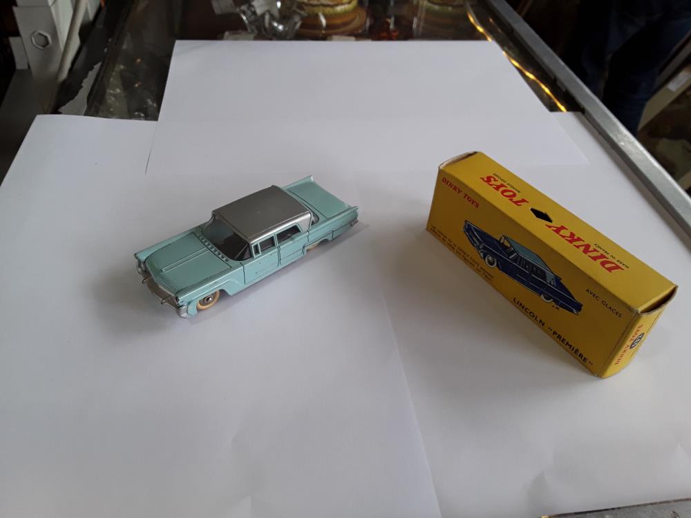 VOITURE DINKY TOY LINCOLN PREMIERE BLEU CLAIR PARFAIT ETAT+BOITE