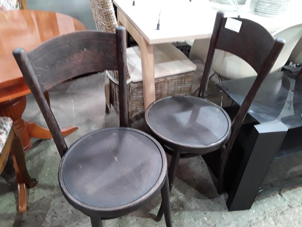 PAIRE DE CHAISE TYPE THONET
