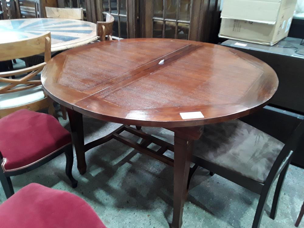 TABLE RONDE 120CM ALLONGE INTEGREE 60CM MAISON DU MONDE