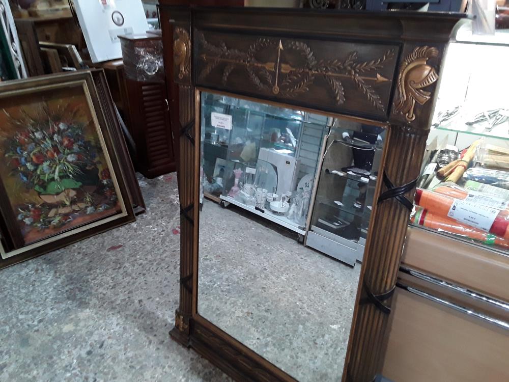 MIROIR BISAUTE 81/118CM DECOR CASQUES ET RUBAN NOIR