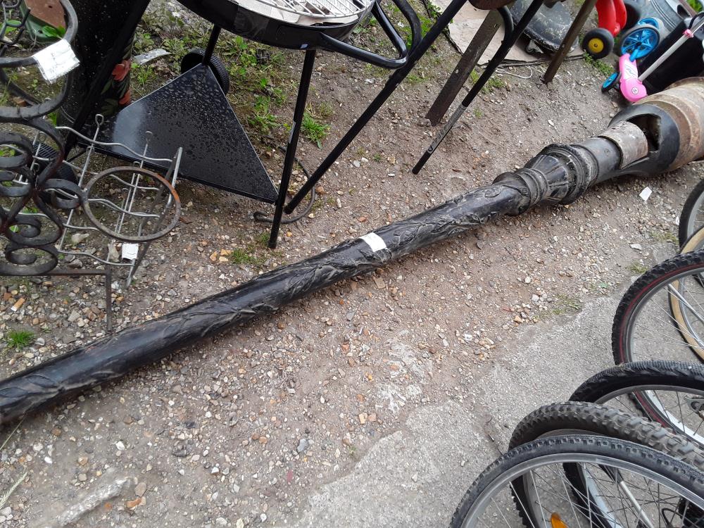PIED DE LAMPADAIRE FONTE AVEC ACCICENT NIVEAUX TRAPPE BAS