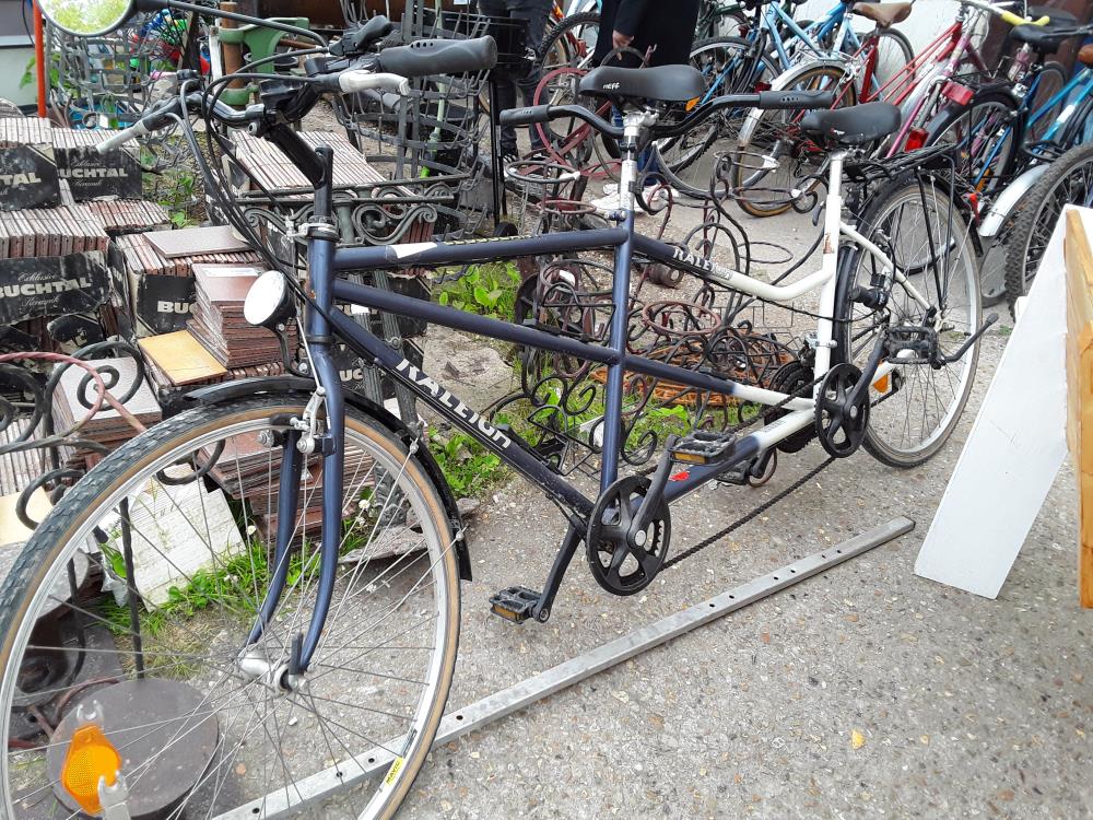 TANDEM ADULTE RALEIGH + SUPPORT POUR LA VOITURE