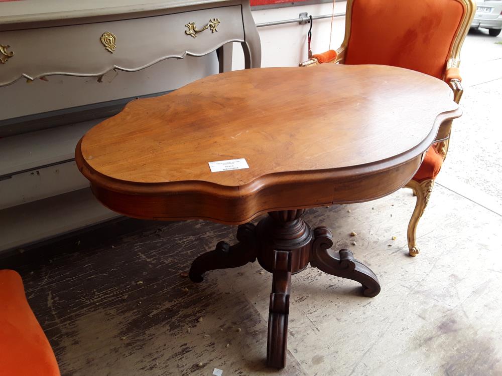 TABLE VIOLON 2T SUR PIED QUADRIPODE
