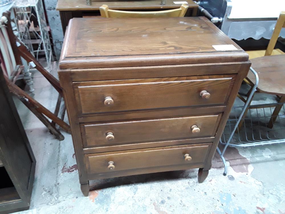 PETITE COMMODE RUSTQIUE 3T PLATEAU SE LEVE