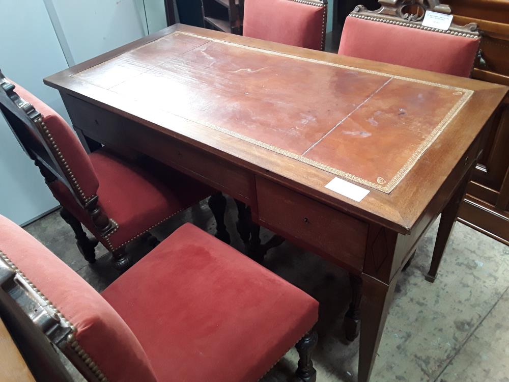 BUREAU MINISTRE 3T  SOUS MAIN CUIR AVEC DEFAUT ET BRULURES