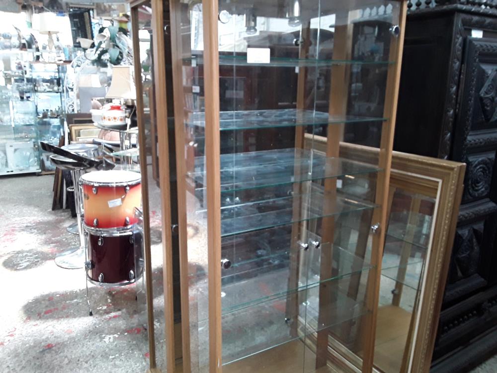 VITRINE 2P  DECO CHENE ETAGERE VERRE