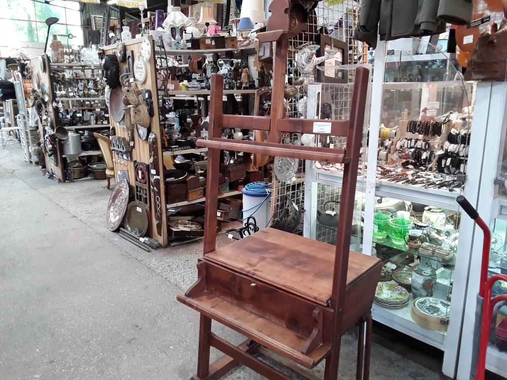 CHEVALET DE PEINTRE DE SAON BOIS TEINTE 1 ABATTANT