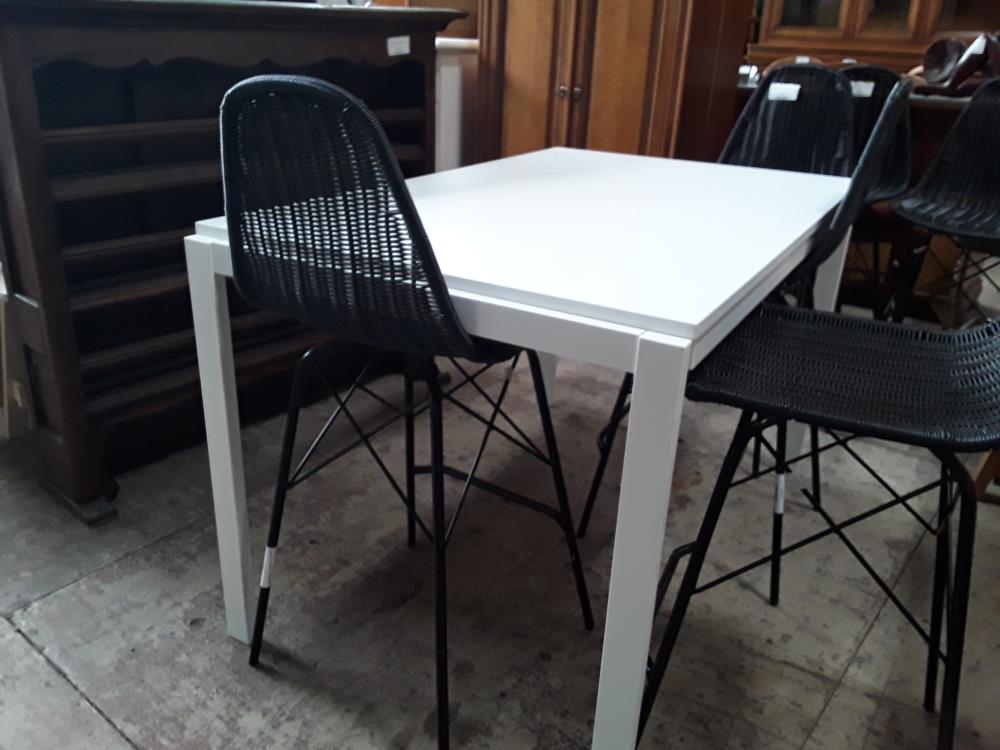 TABLE BLANCHE 75X120 + ALL 60CM INTEGREE