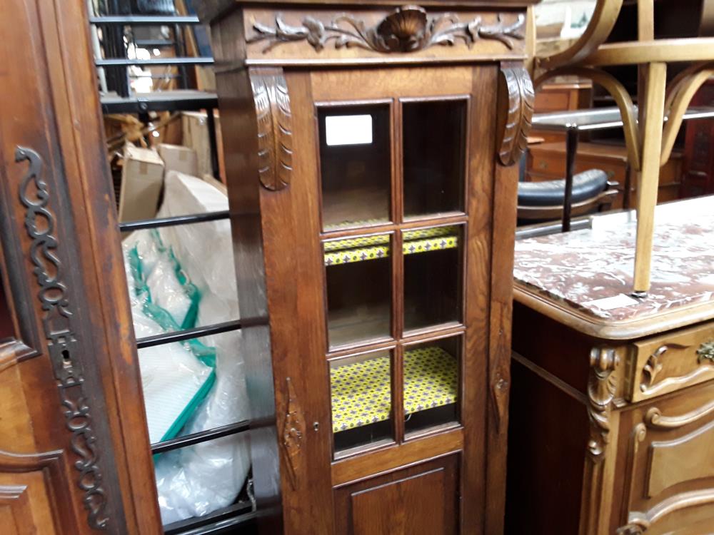 VITRINE BOIS SCULPTE PM