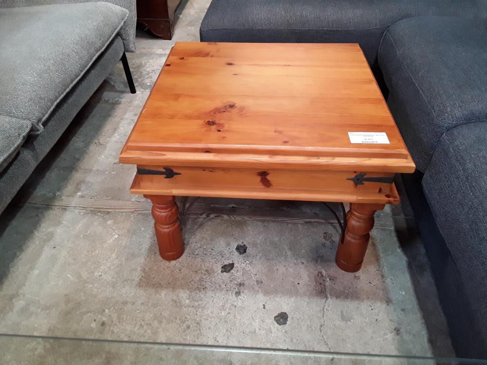 TABLE BASSE CARREE 60CM  BOIS MIEL TYPE OPIUM