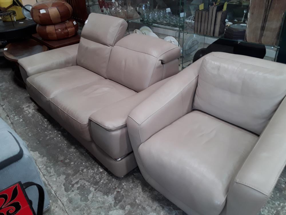 CANAPE 2 PLACES + 1 FAUTEUIL + 1 POUF CUIR COULEUR TAUPE