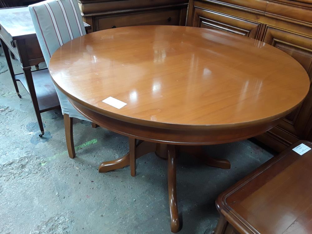 TABLE RONDE MERISIER VERNIE TRACES 114CM ALL INTEGREE PIED QUADRIPODE