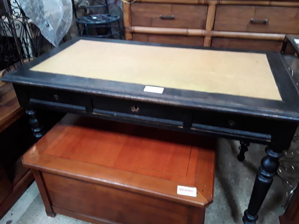 TABLE BUREAU NOIRE ANCIENNE SS MAIN VERT AVEC DEFAUTS